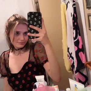 Meet your Posher, Emma